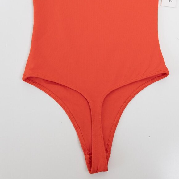Aritzia Original Contour Squareneck Bodysuit Hot Cheeky Red - Picture 9 of 12